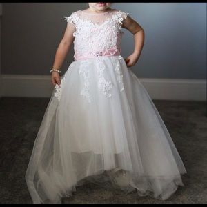 Flower girl dress size 6